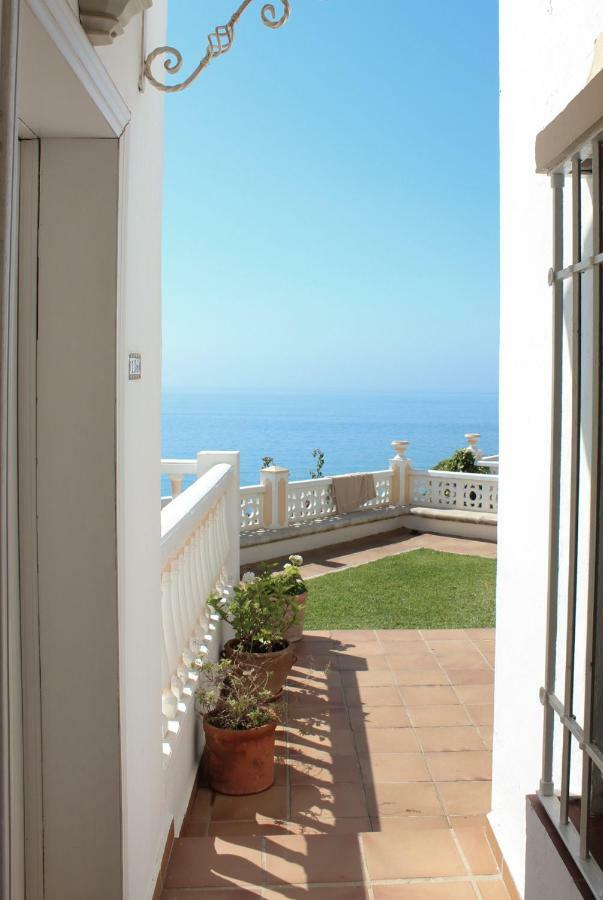Hotel Paraíso Del Mar Nerja Exterior foto