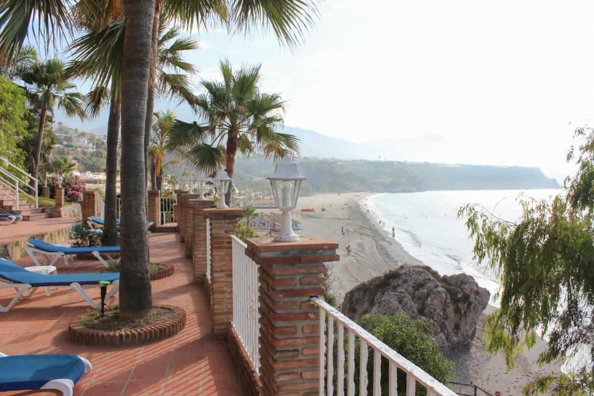 Hotel Paraíso Del Mar Nerja Exterior foto